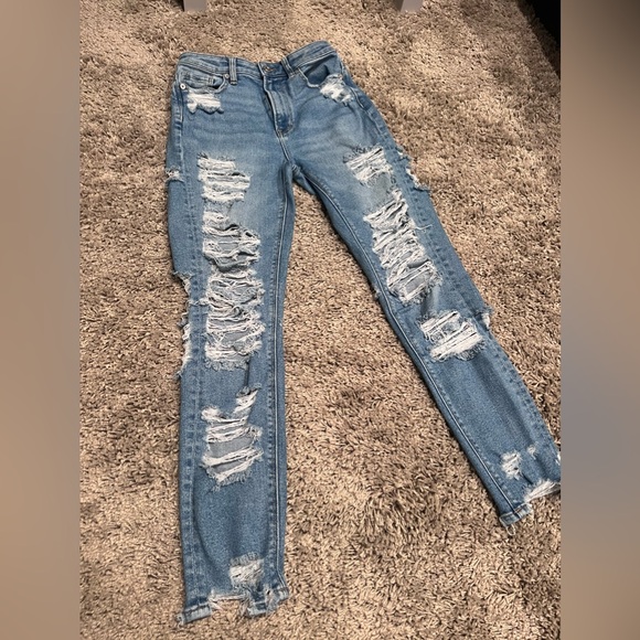American Eagle Distressed Mom Skinny Jeans - Picture 9 of 16